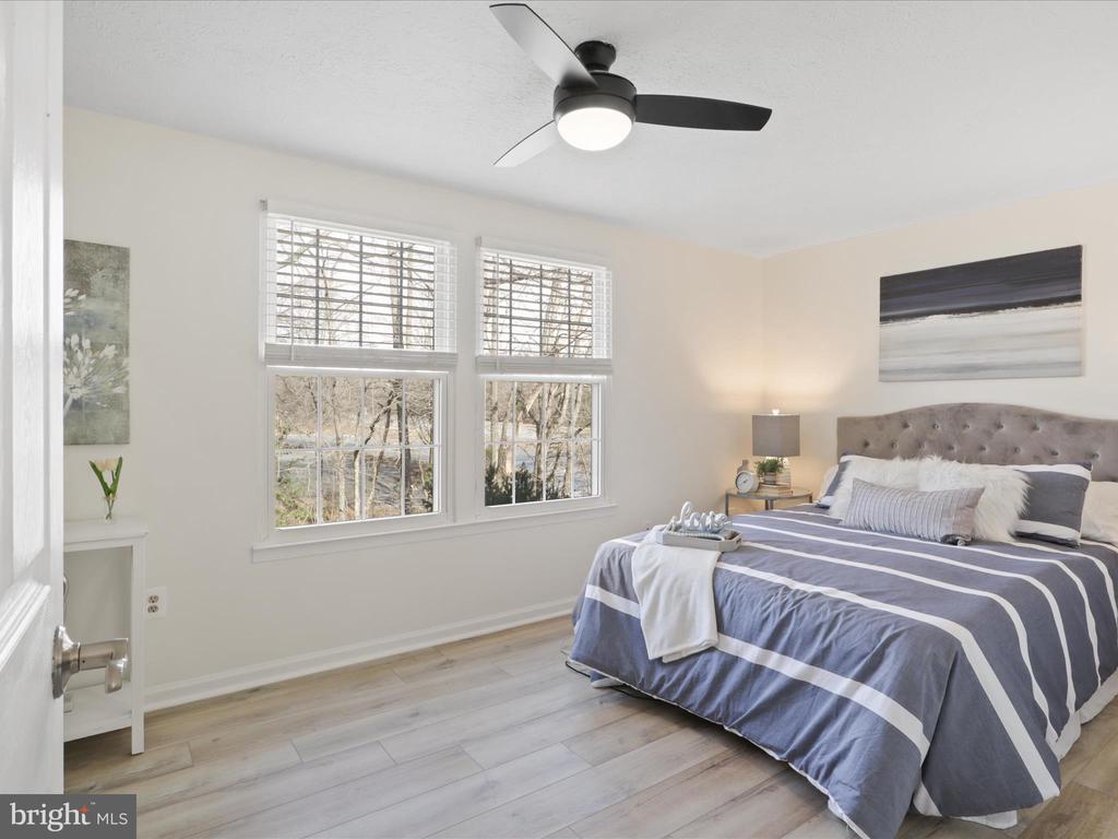 11758 Bayfield Ct