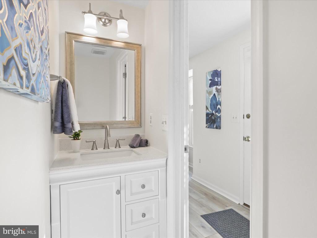 11758 Bayfield Ct