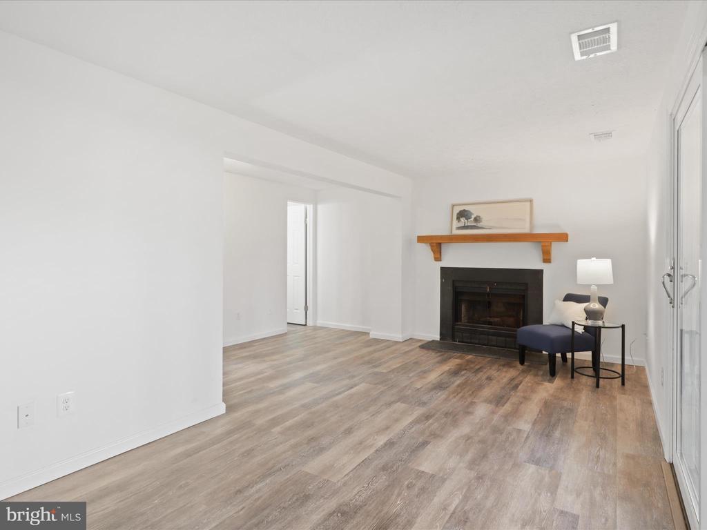 11758 Bayfield Ct