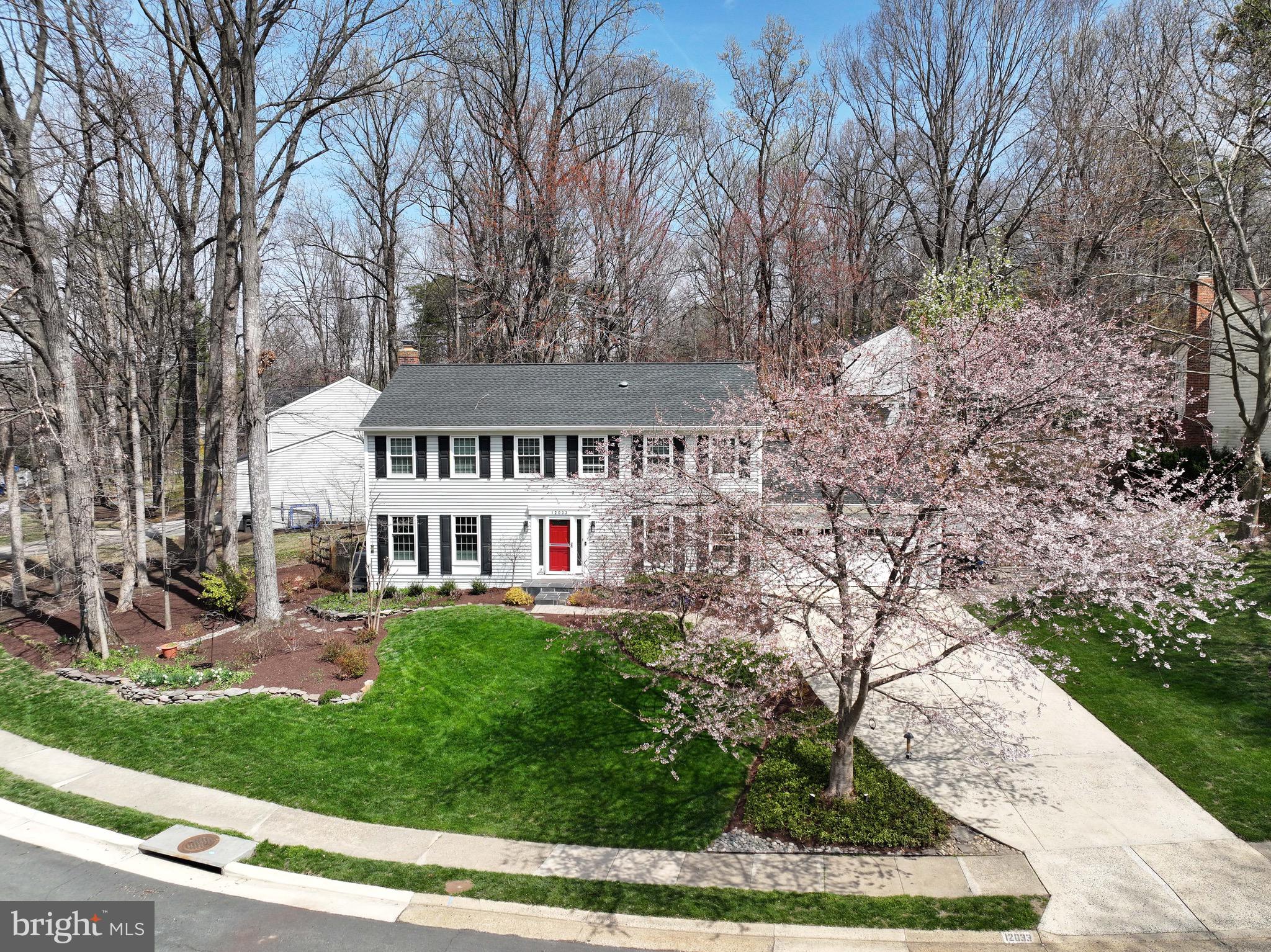 12033 Lake Newport Rd