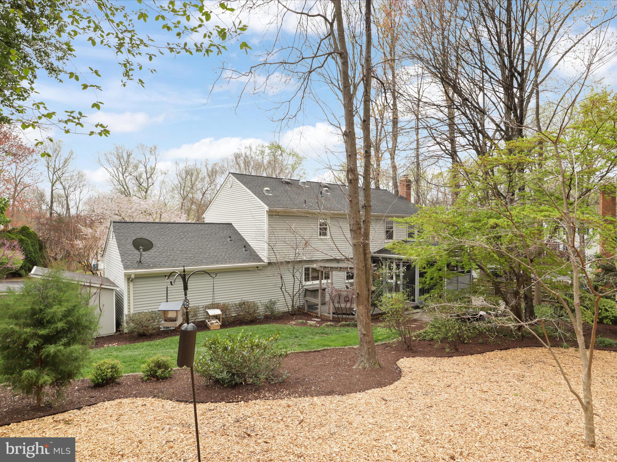 12033 Lake Newport Rd