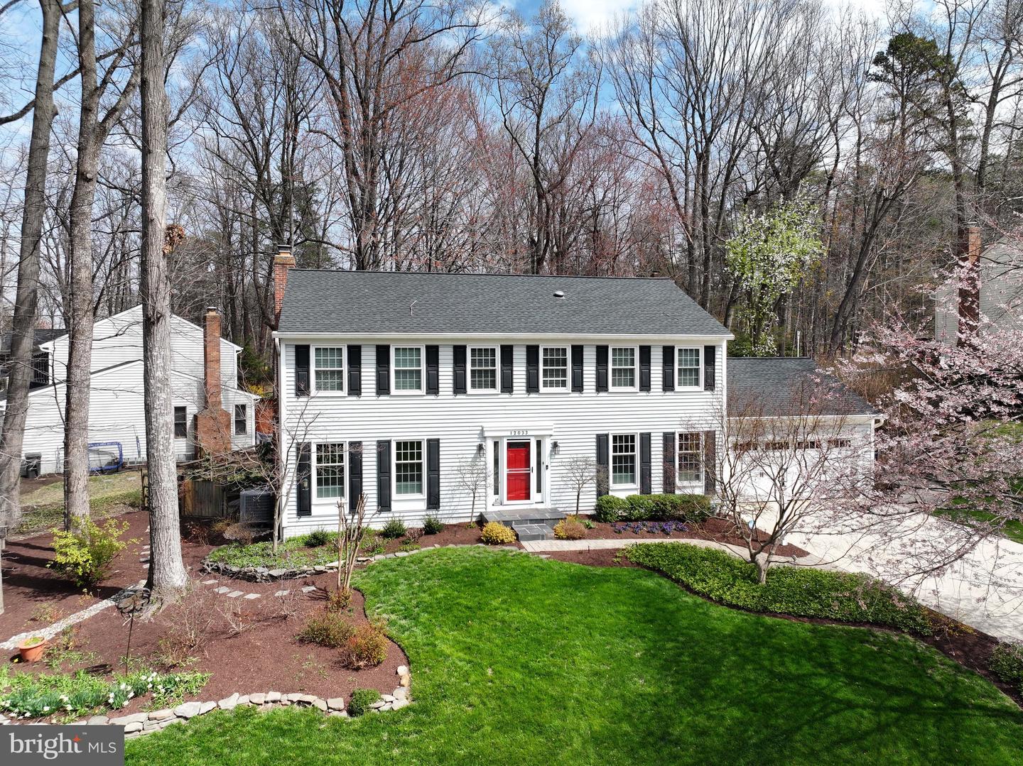 12033 Lake Newport Rd