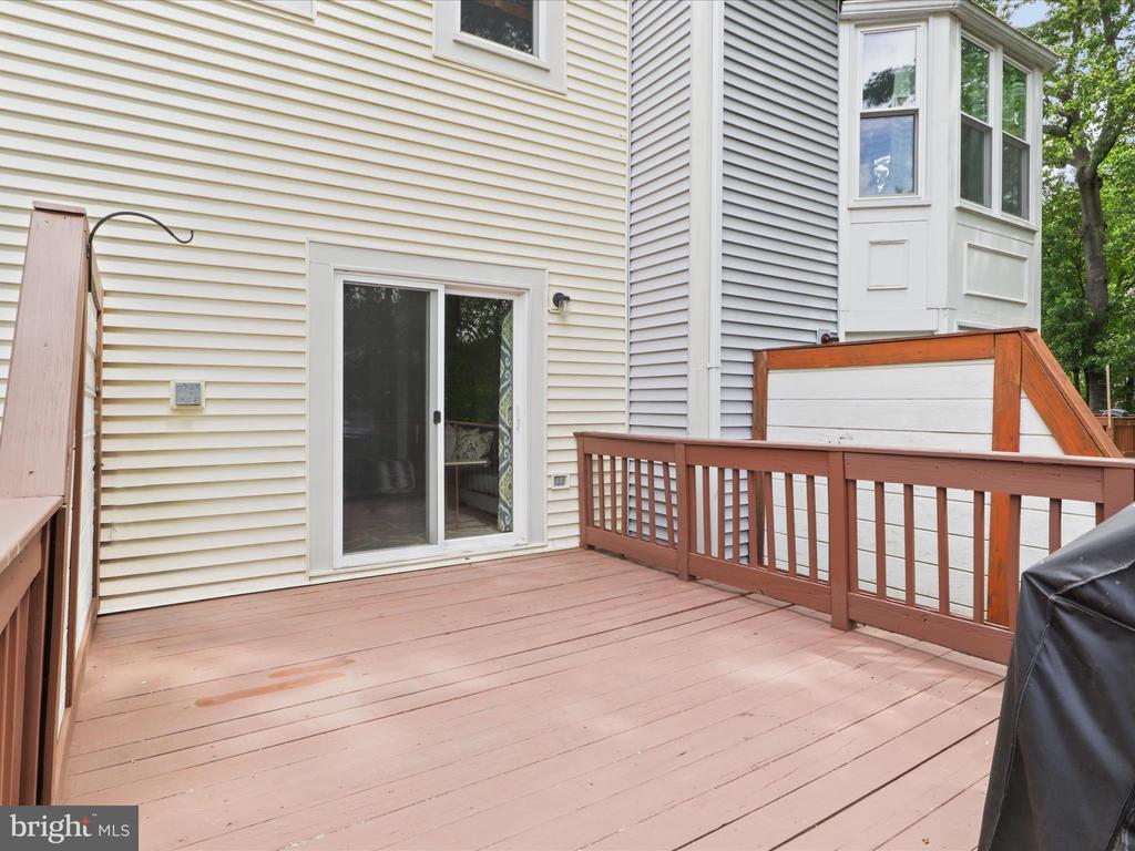 2161 Whisper Way