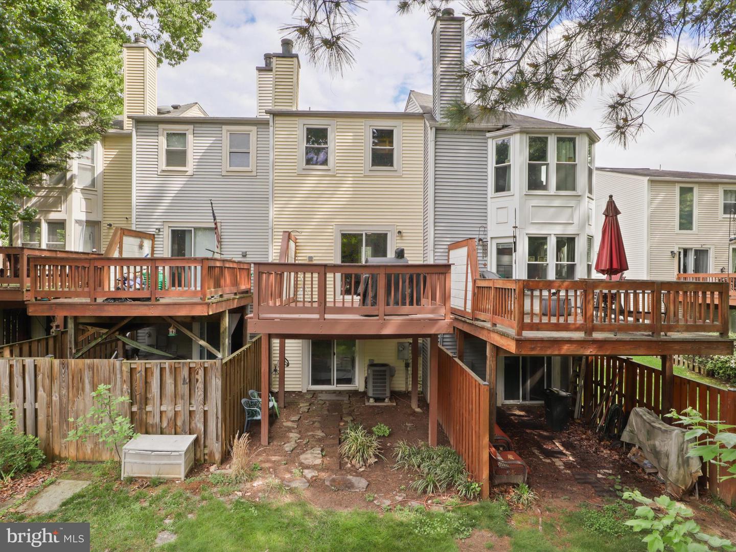 2161 Whisper Way