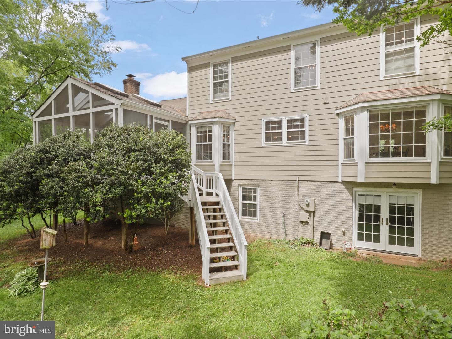 1612 Autumnwood Dr