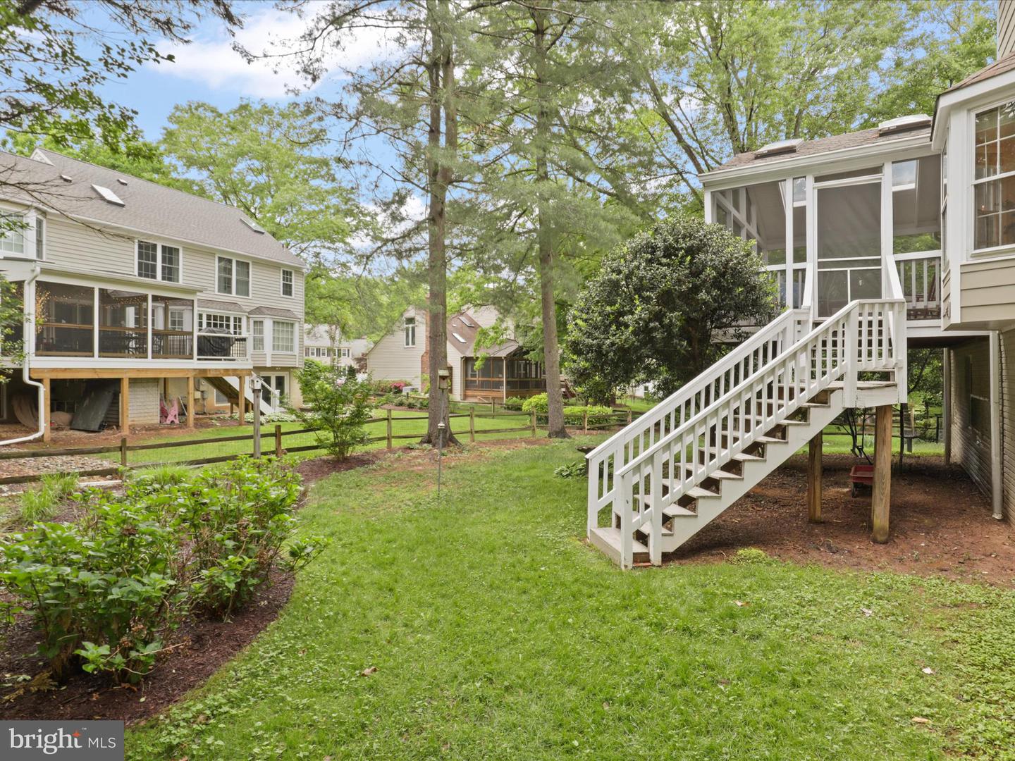 1612 Autumnwood Dr