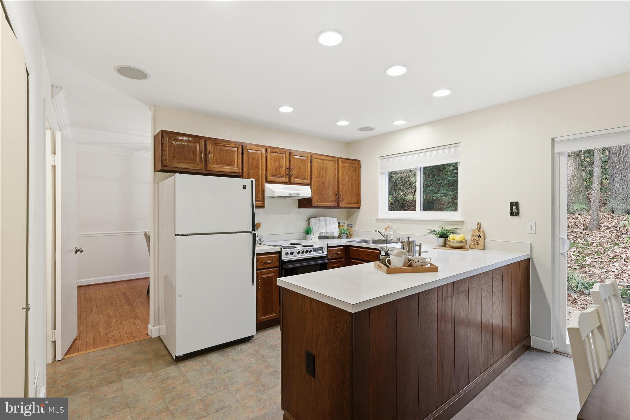 1432 GREENMONT COURT