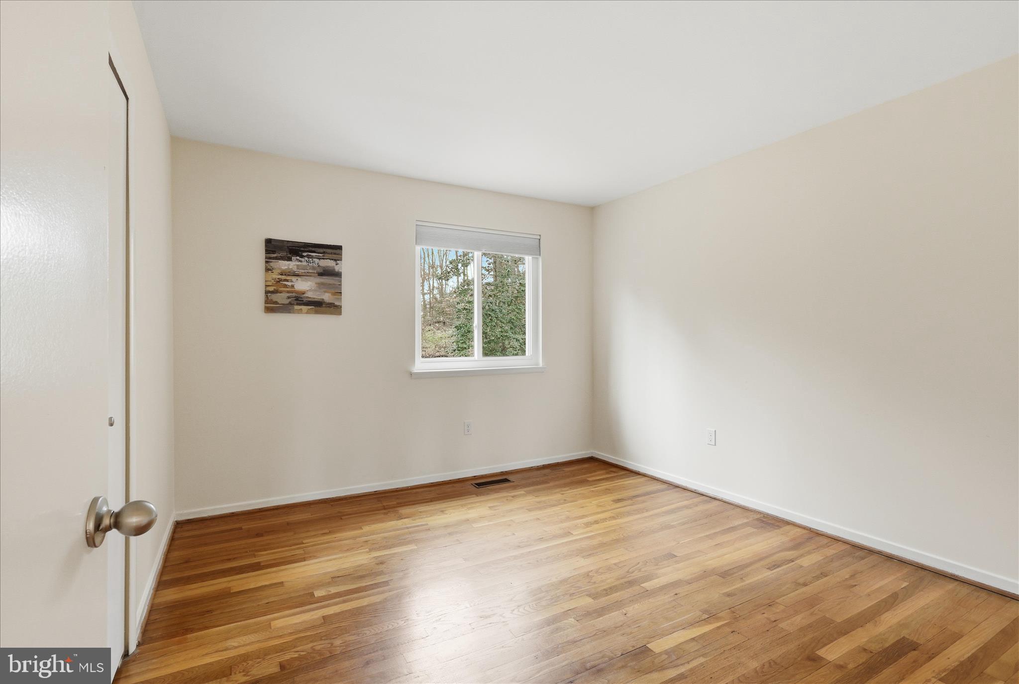 1432 GREENMONT COURT