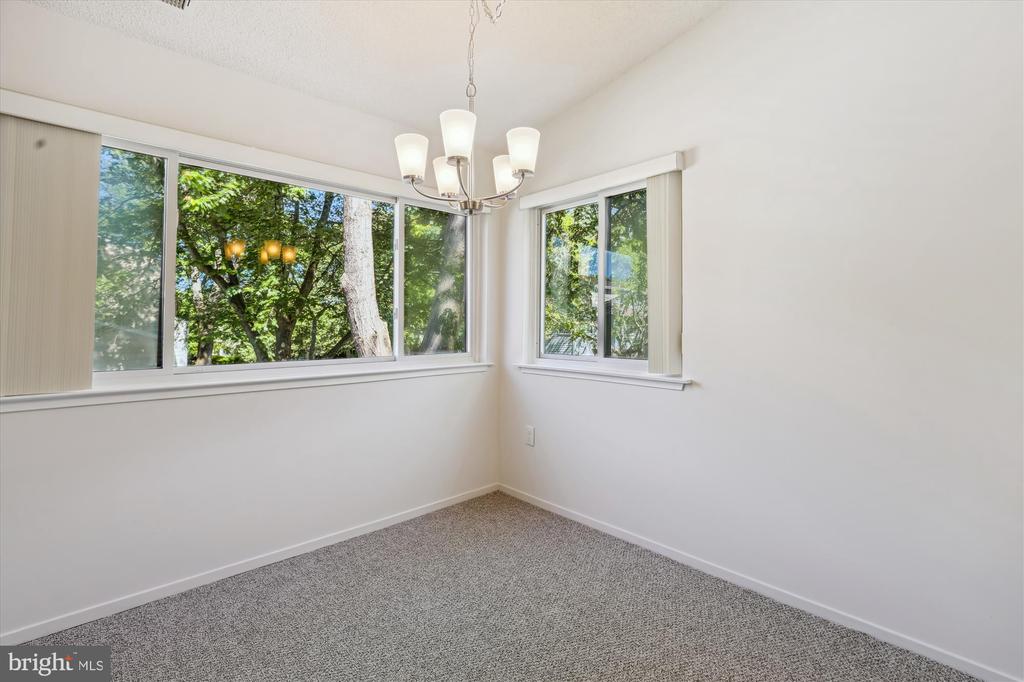 1963 VILLARIDGE DRIVE B 1963B