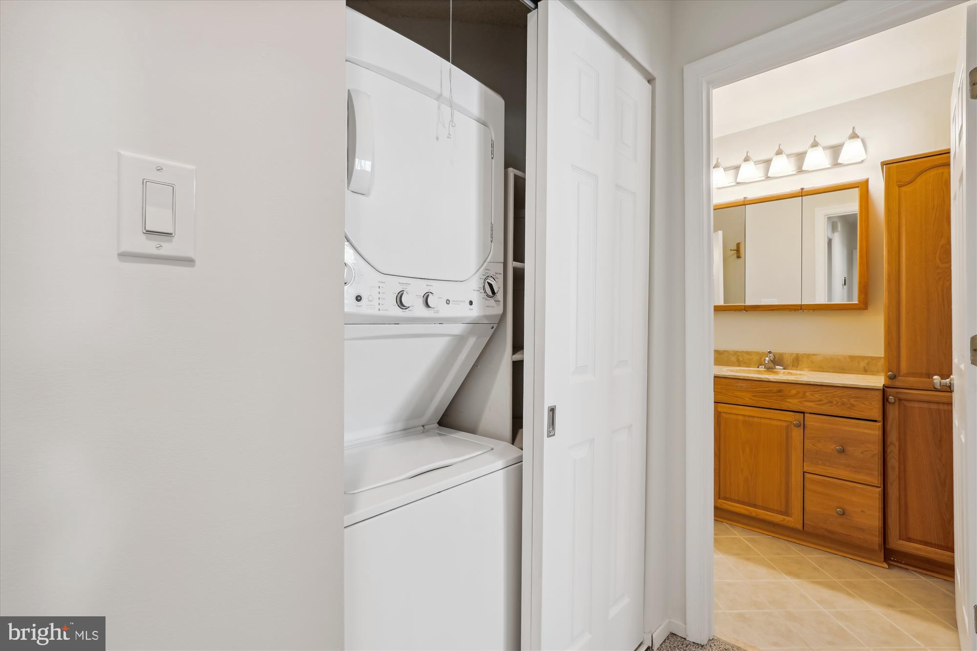 1963 VILLARIDGE DRIVE B 1963B