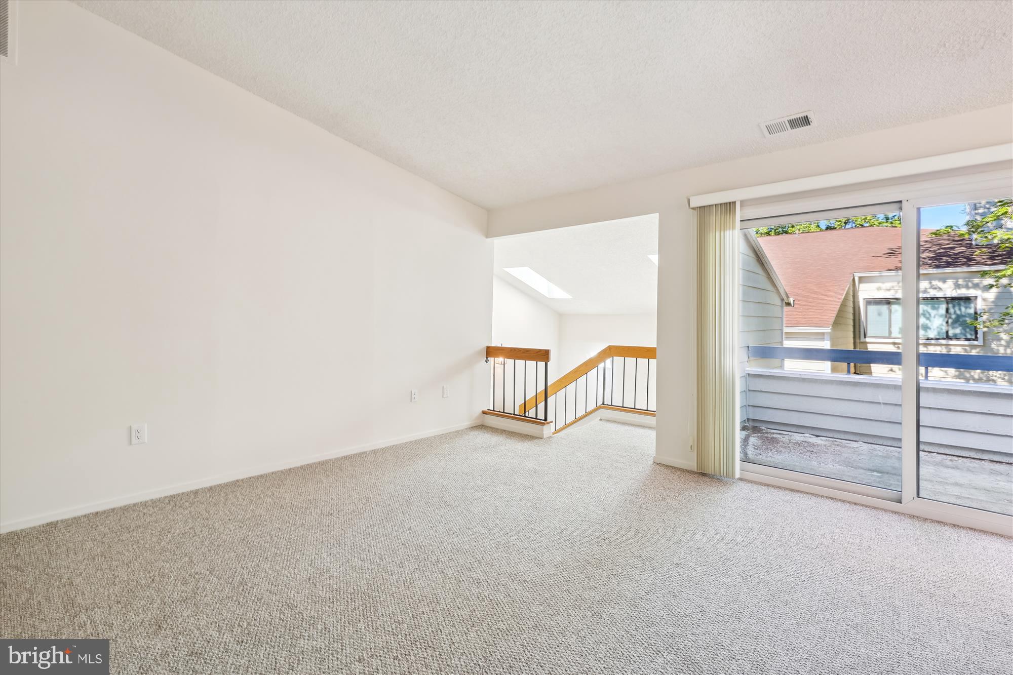 1963 VILLARIDGE DRIVE B 1963B