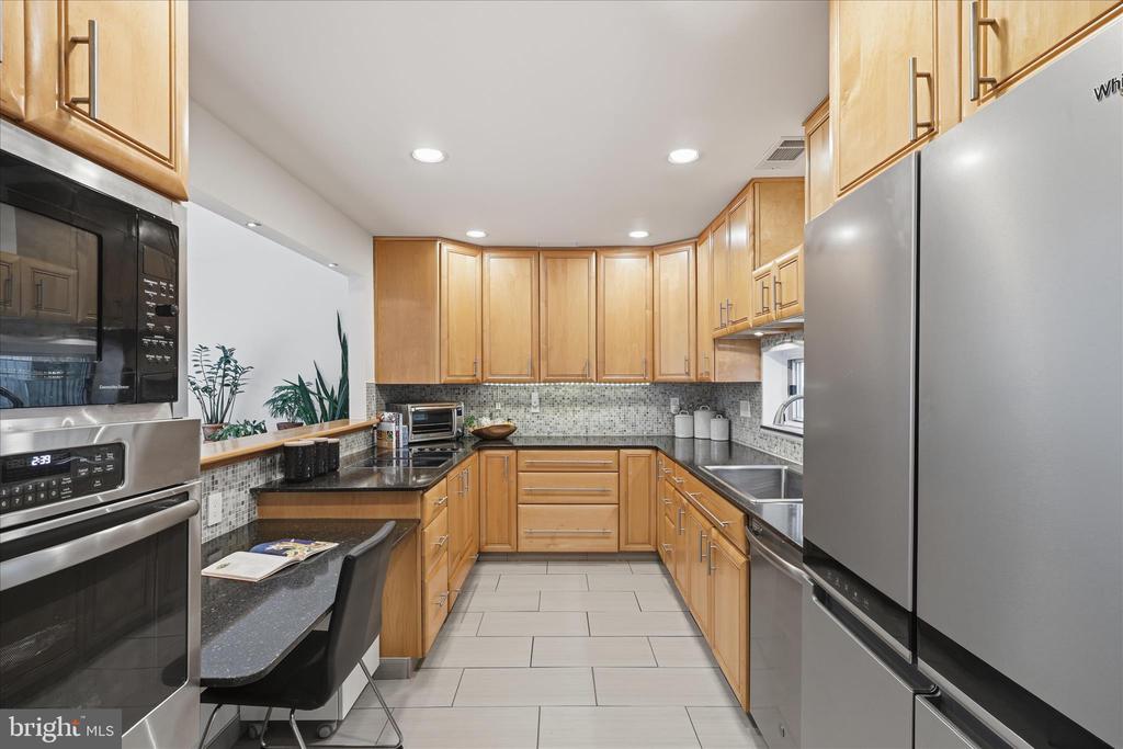 11460 LINKS DRIVE