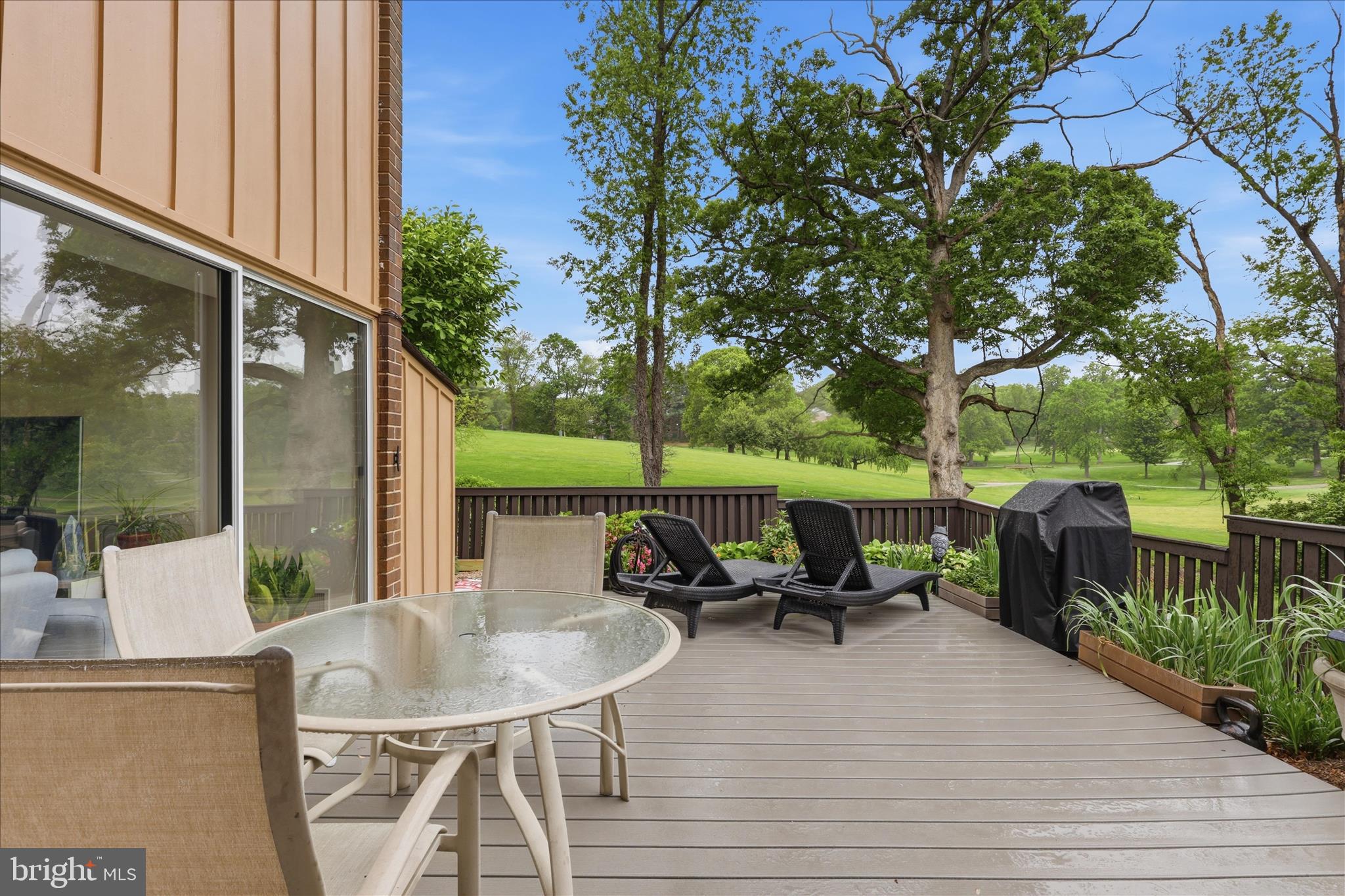 11460 LINKS DRIVE