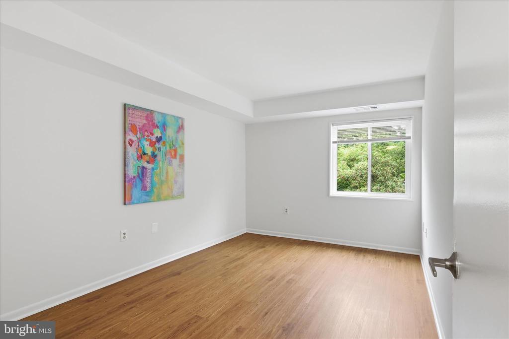 1540 NORTHGATE SQUARE 21B