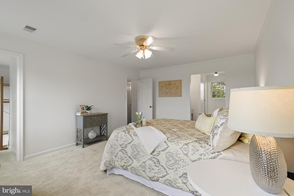 12010 VALLEY VIEW DRIVE