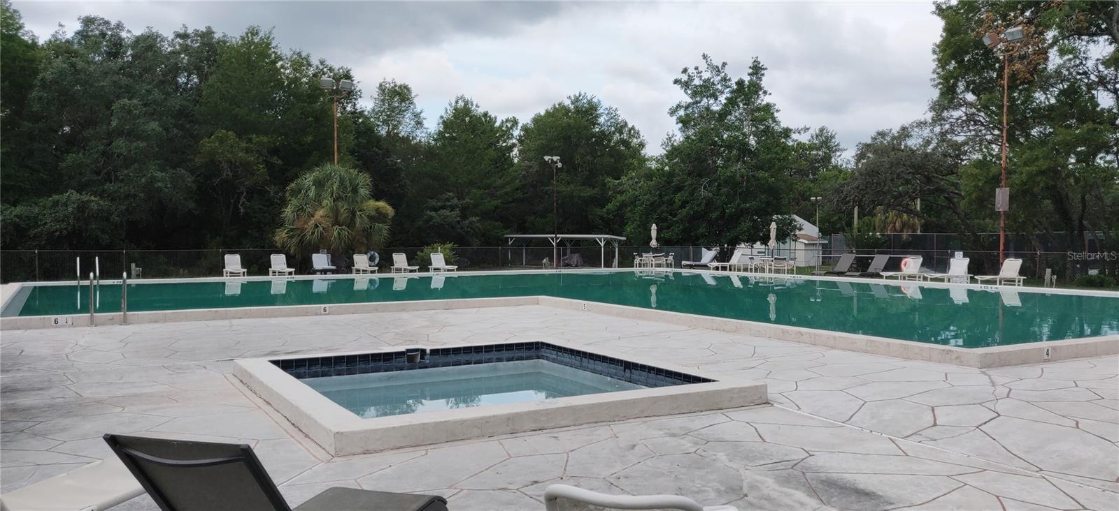 2 FOXGLOVE CT