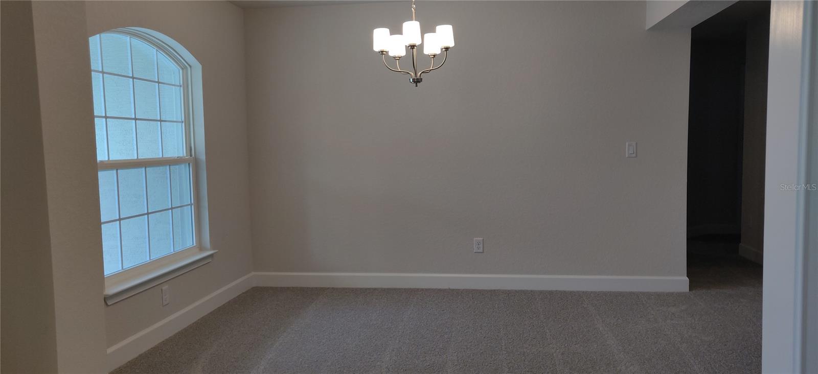 2 FOXGLOVE CT