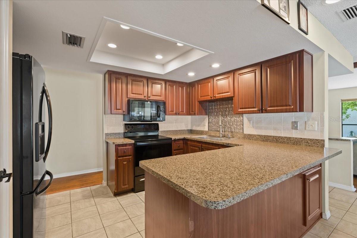 9280 SWISS RD