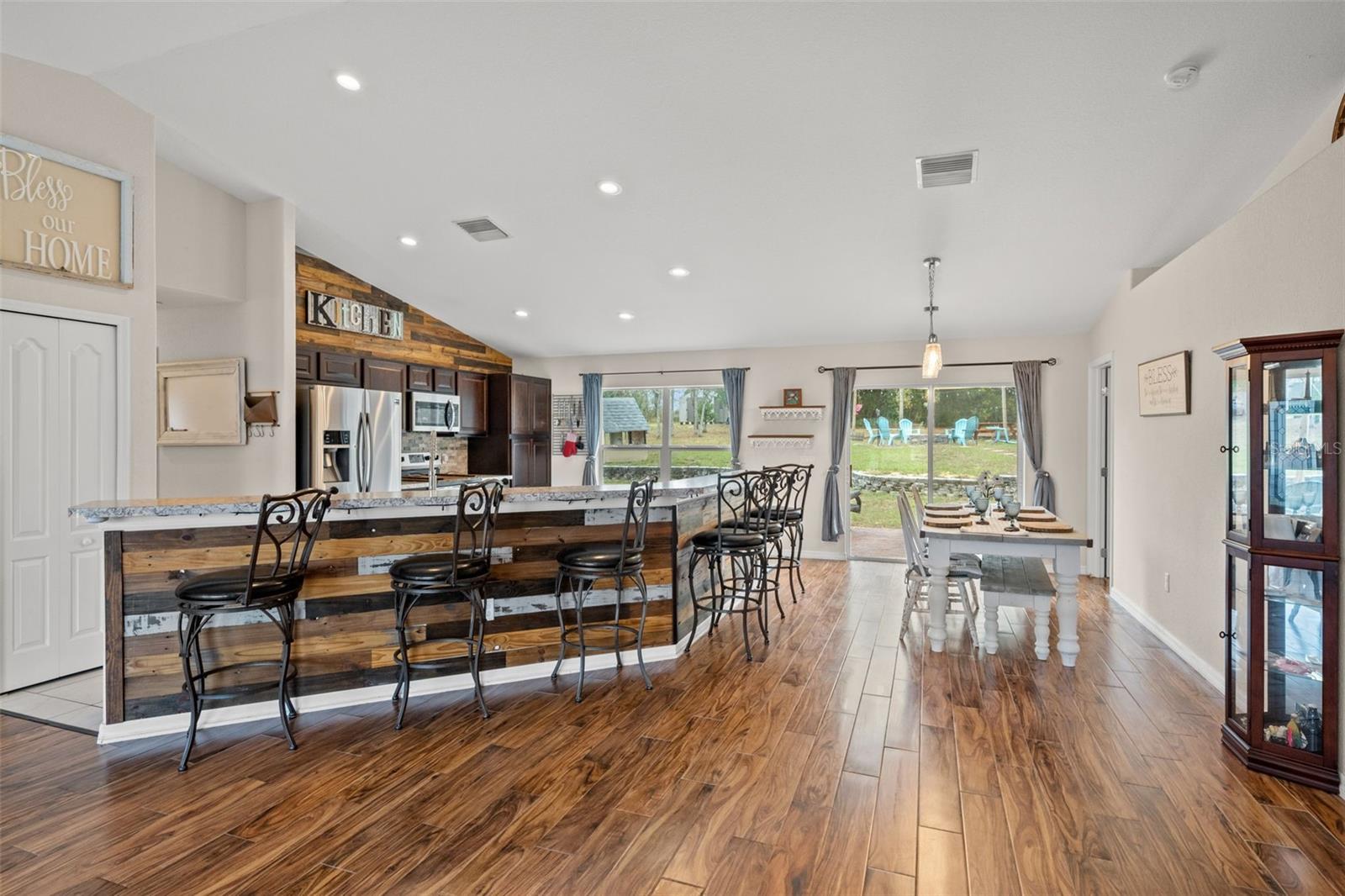 13124 HOUSE FINCH RD