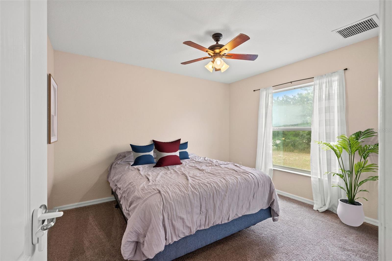 13124 HOUSE FINCH RD