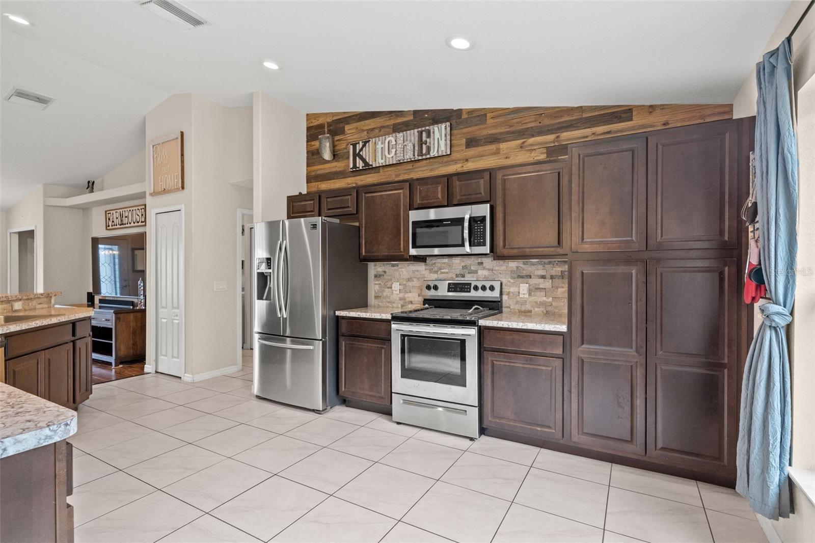 13124 HOUSE FINCH RD