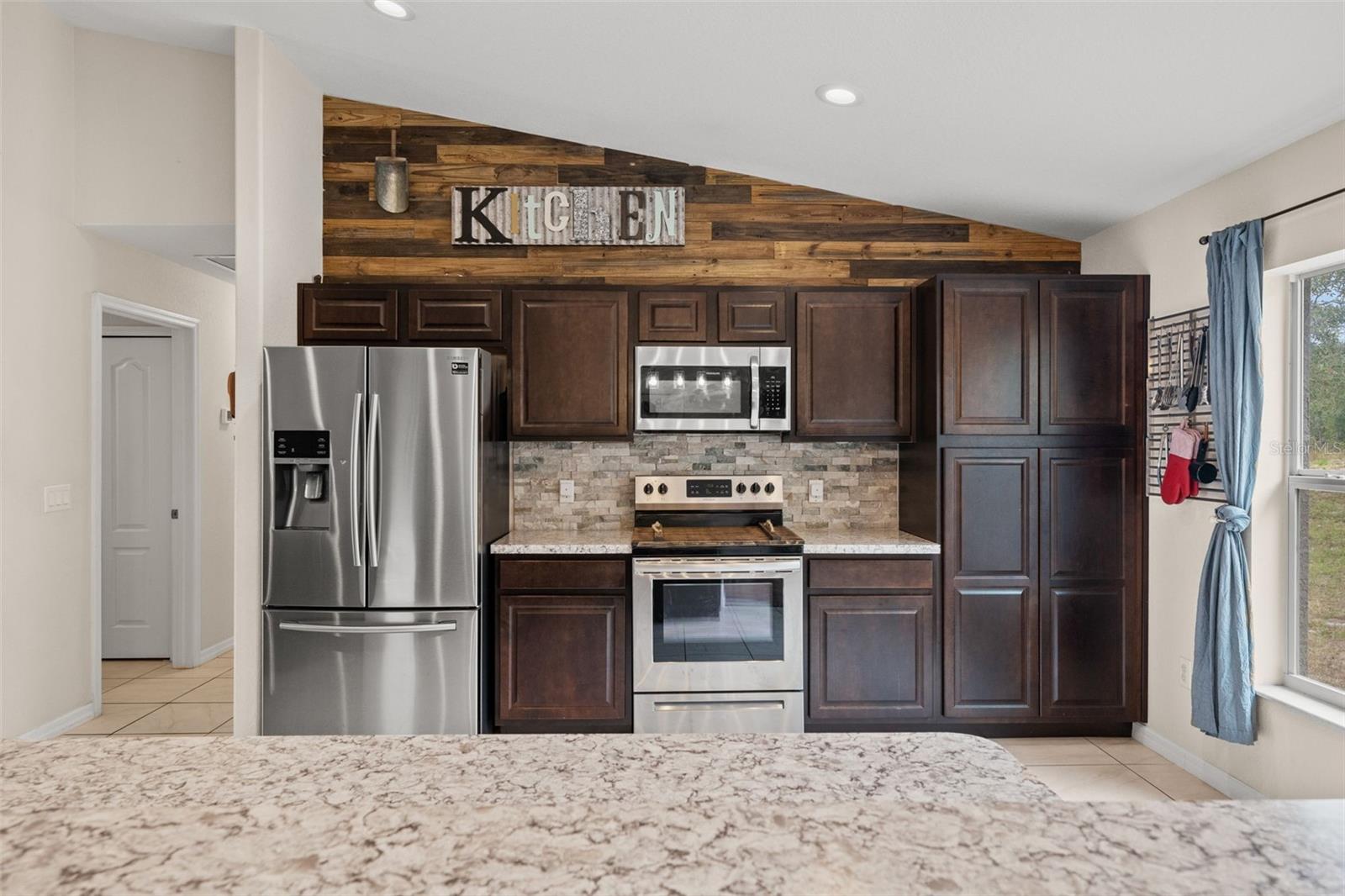 13124 HOUSE FINCH RD