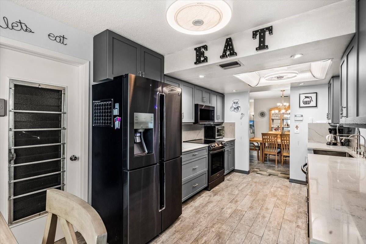 7349 CAY DR