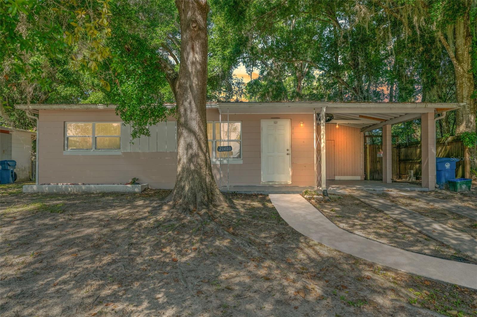 21408 CAMPBELL DR