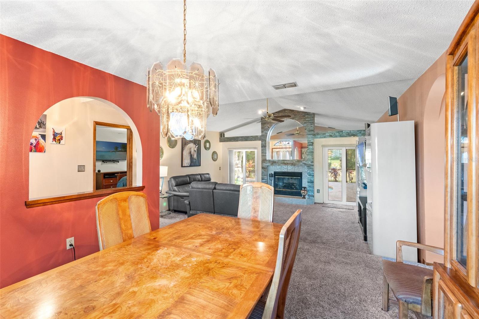 14037 GREGORY ST