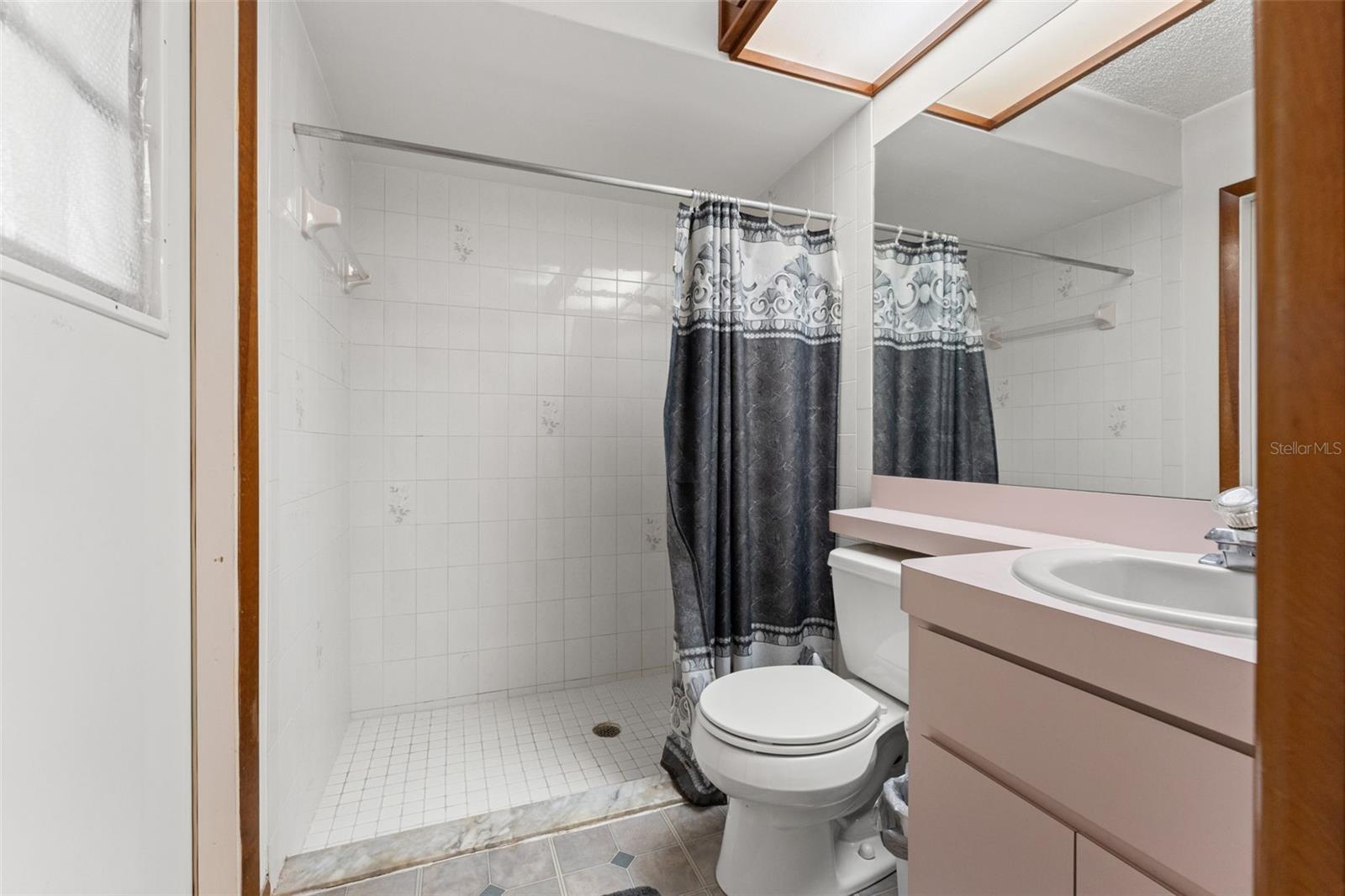 14037 GREGORY ST