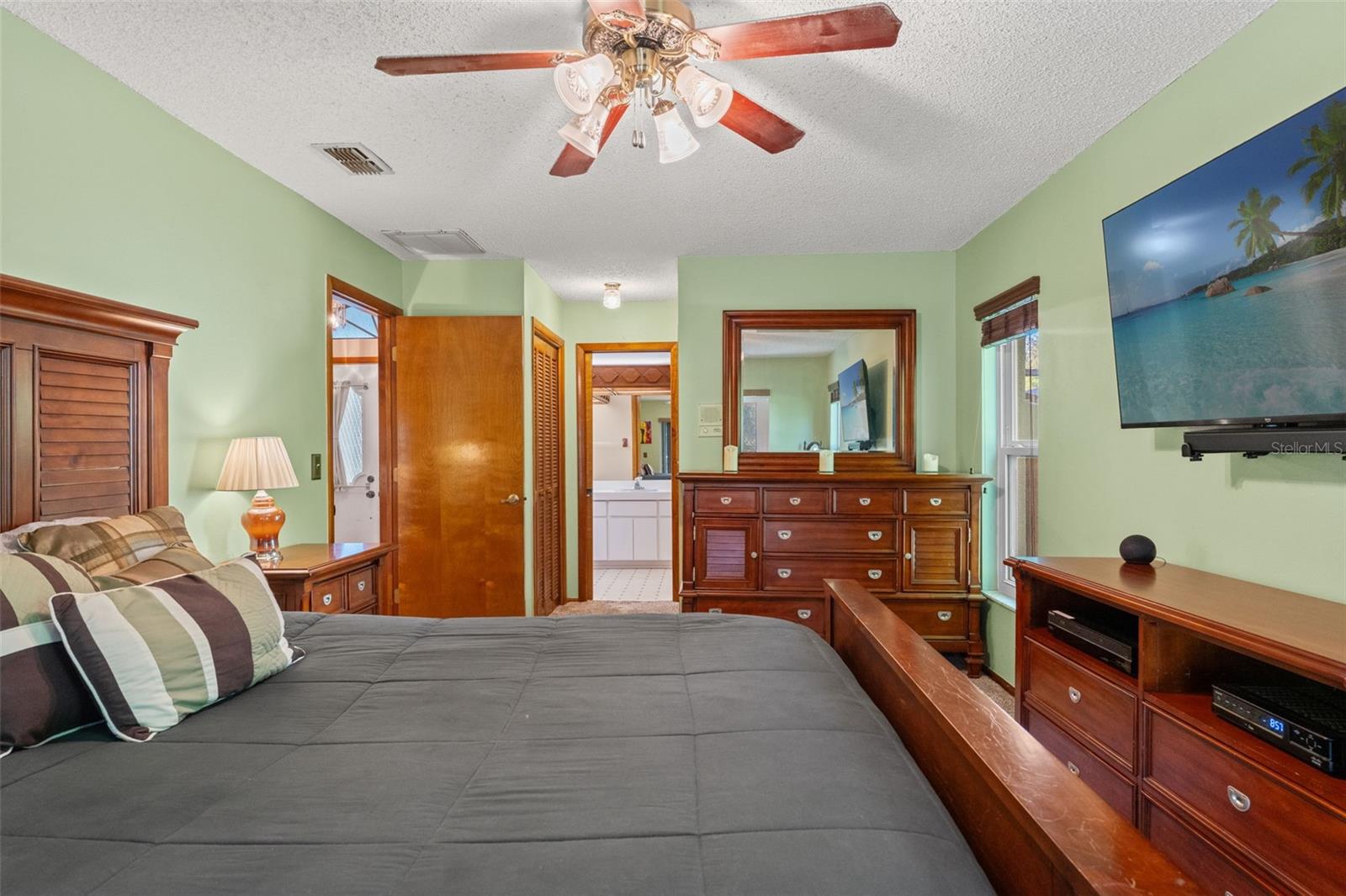 14037 GREGORY ST