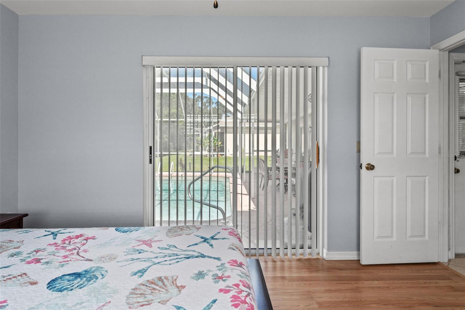 10454 VENTURA DR