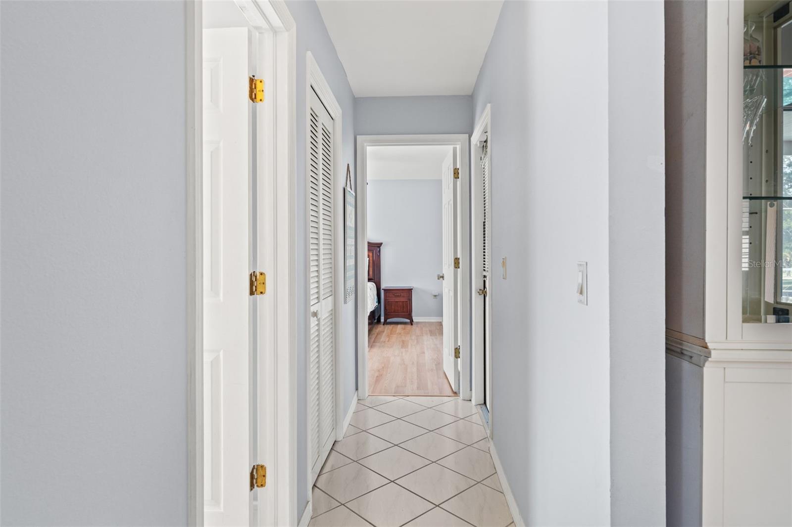 10454 VENTURA DR