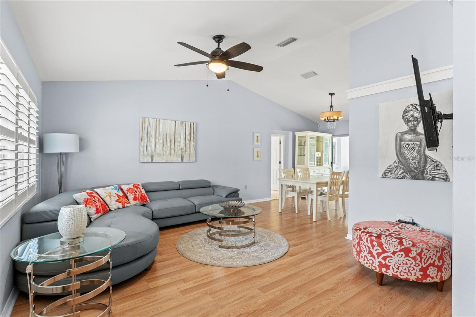 10454 VENTURA DR