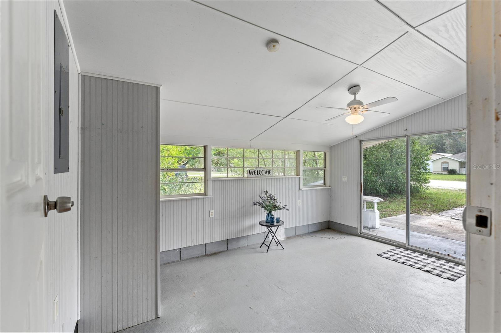 255 MONROE AVE