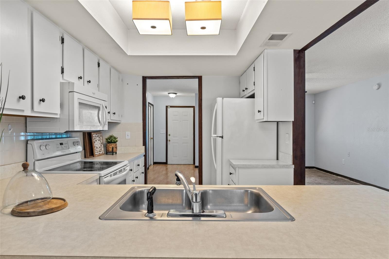 3483 EL PRADO AVE