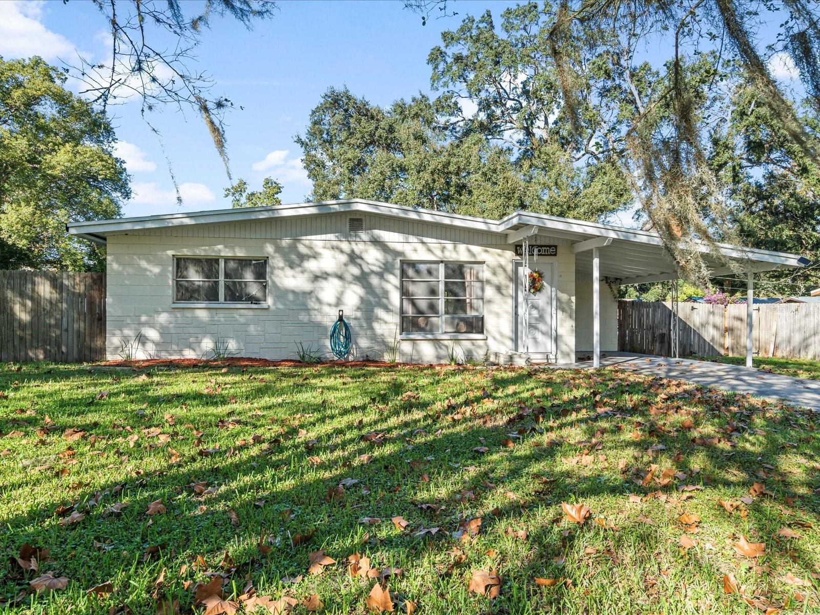 206 PEAK DR