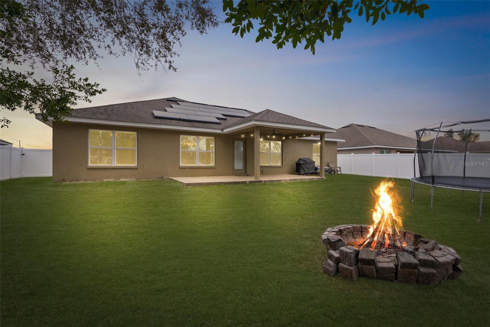 3693 CELEBRATION DR