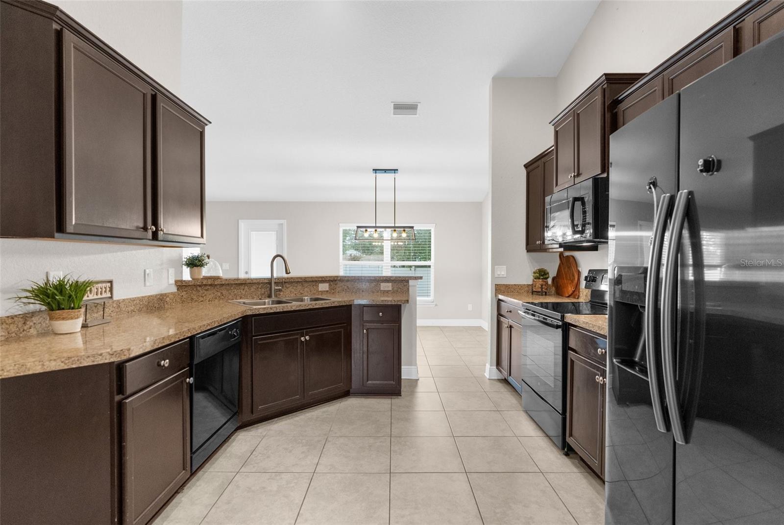 3693 CELEBRATION DR