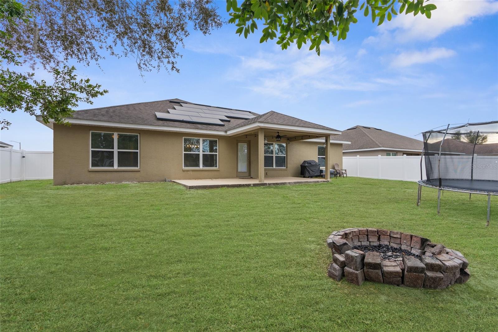 3693 CELEBRATION DR