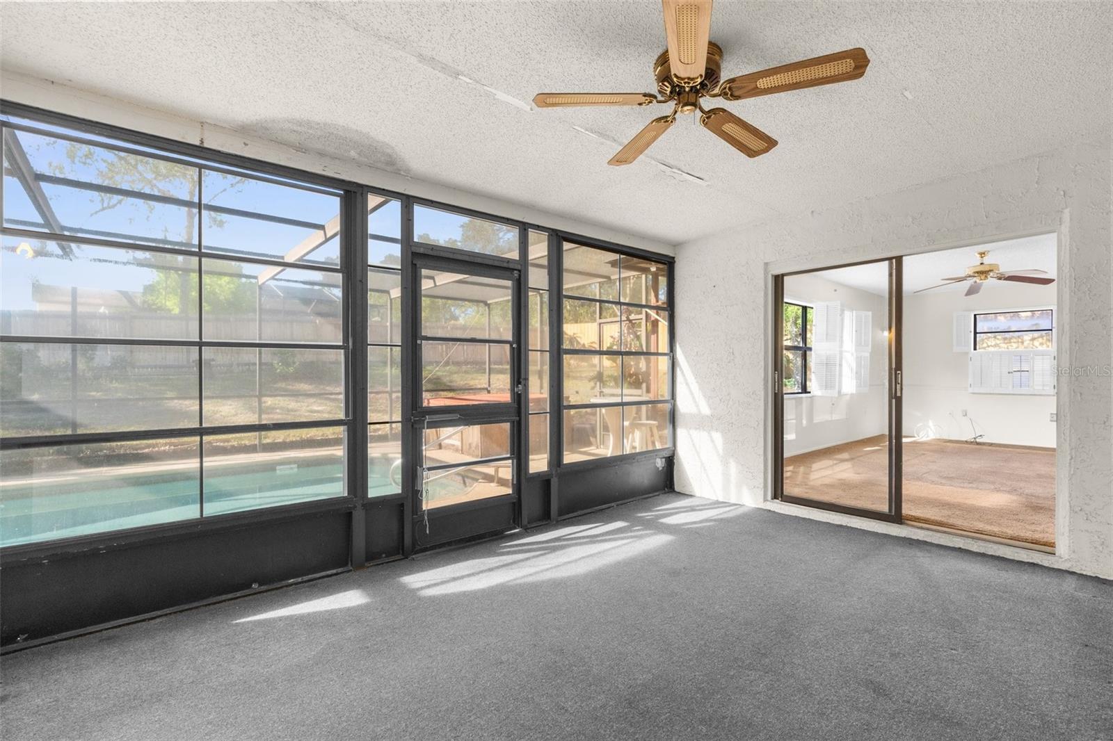 12802 LINDEN DR