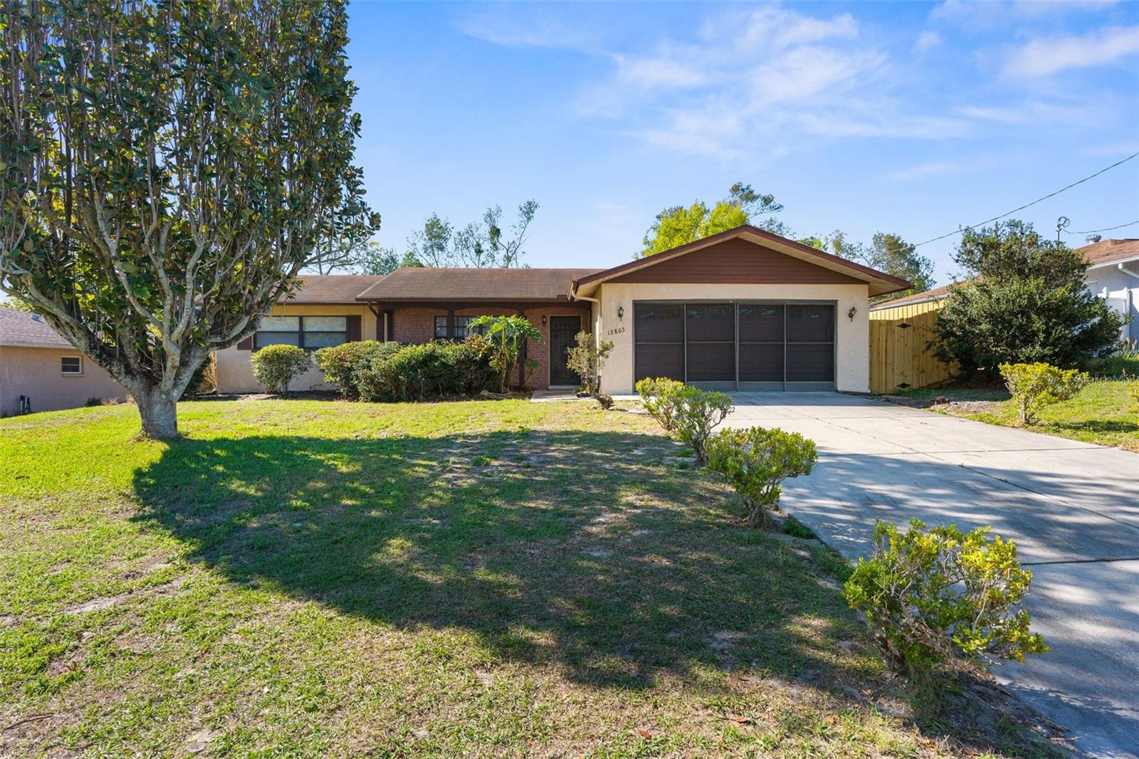 12802 LINDEN DR