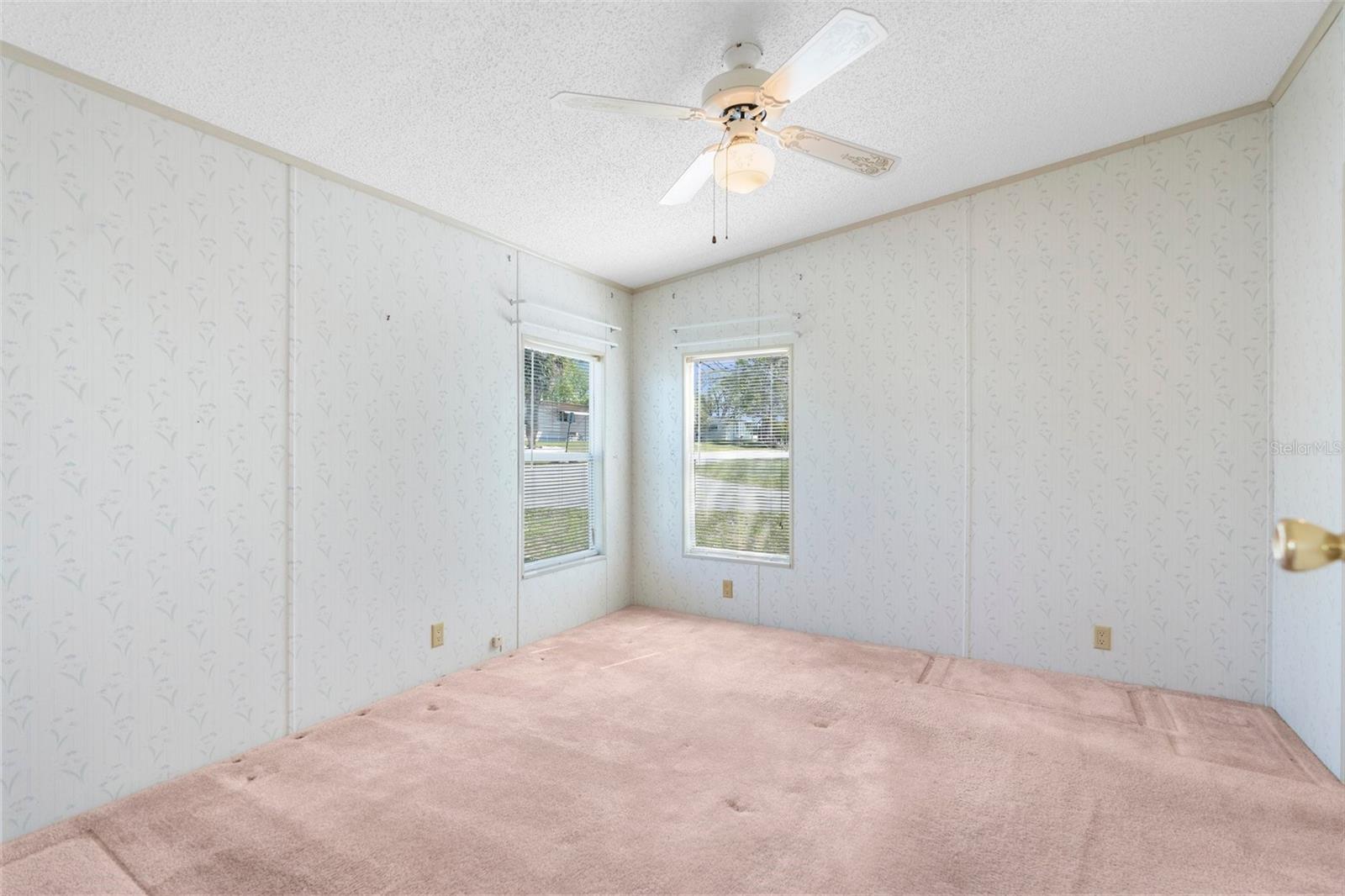 14911 RIALTO AVE