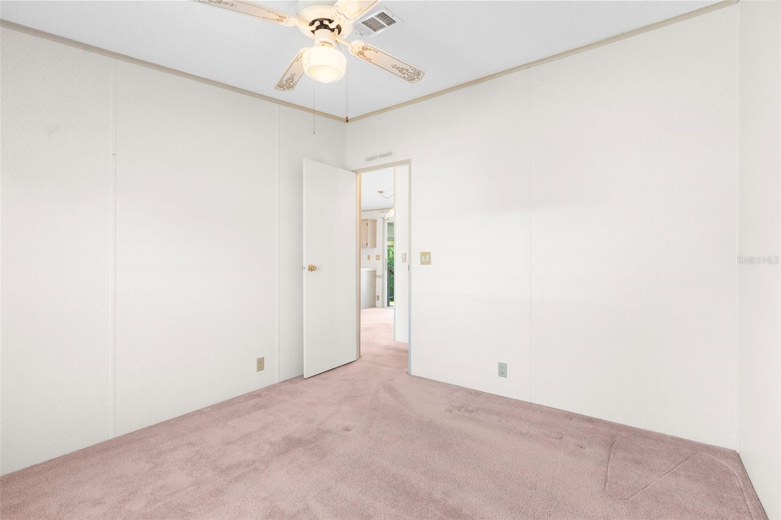 14911 RIALTO AVE