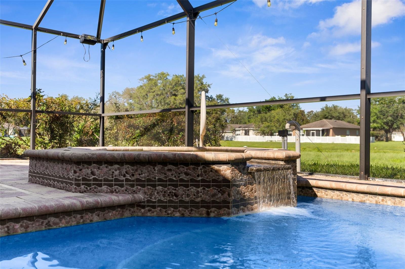 1280 HILL FLOWER DR