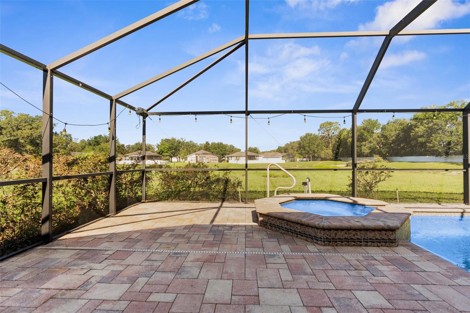 1280 HILL FLOWER DR