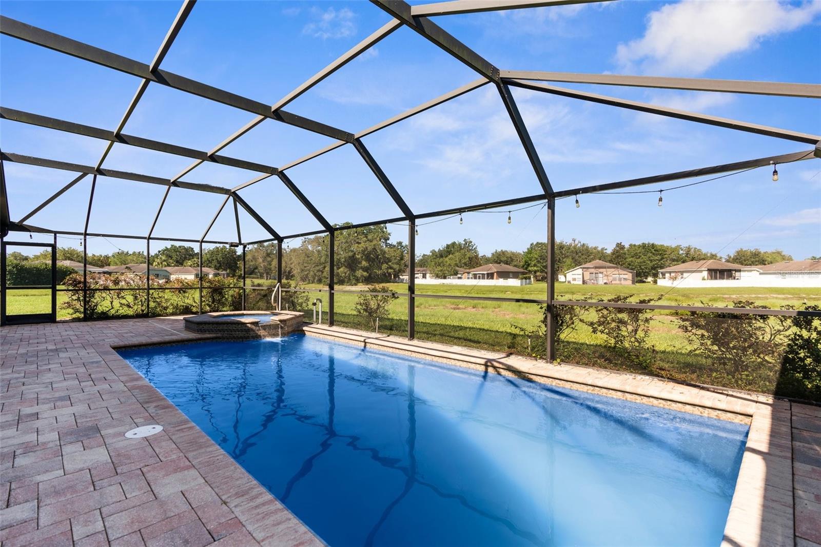 1280 HILL FLOWER DR