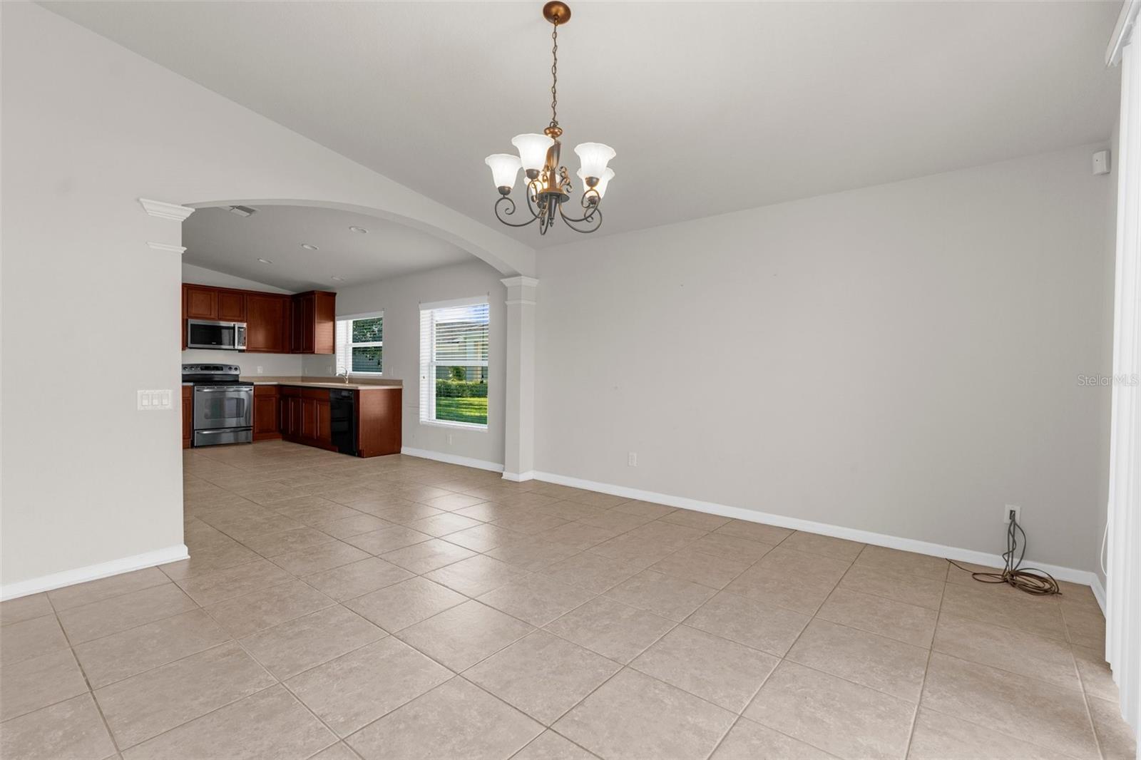1280 HILL FLOWER DR
