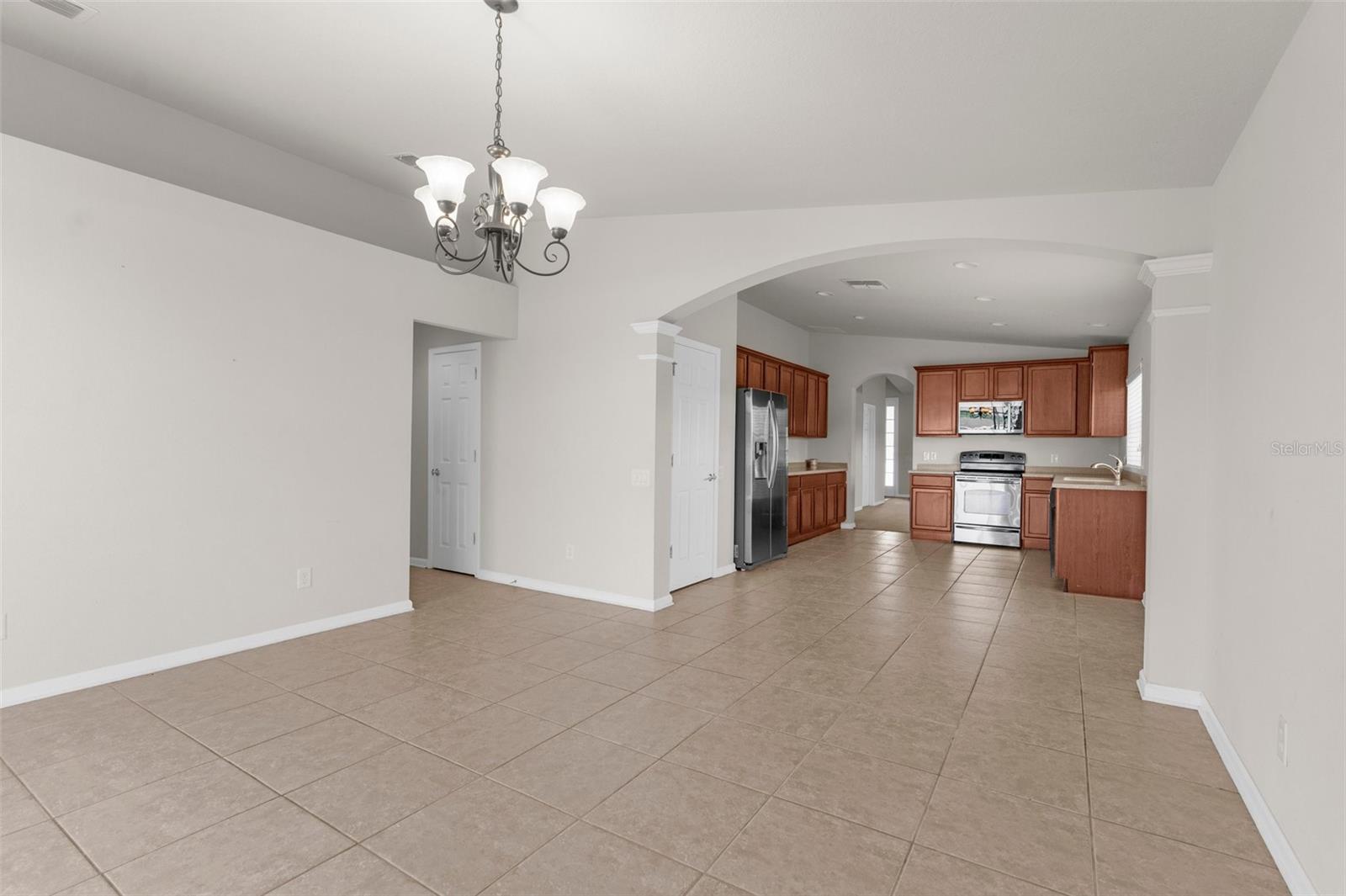 1280 HILL FLOWER DR