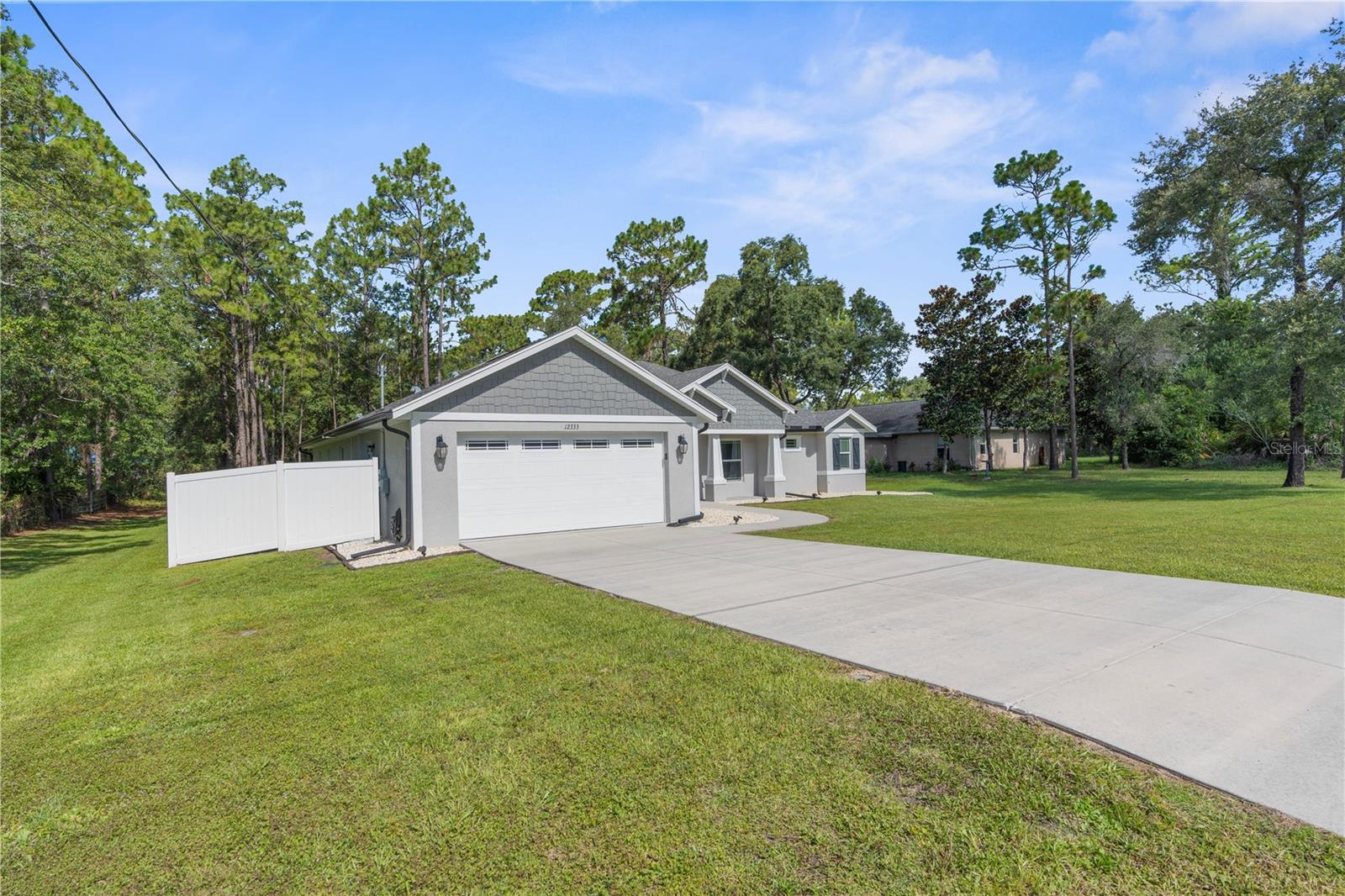 12333 HARRIS HAWK RD